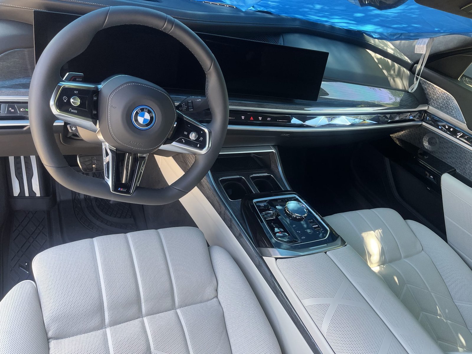 WhatsApp Image 2024-10-20 at 3.59.23 PM