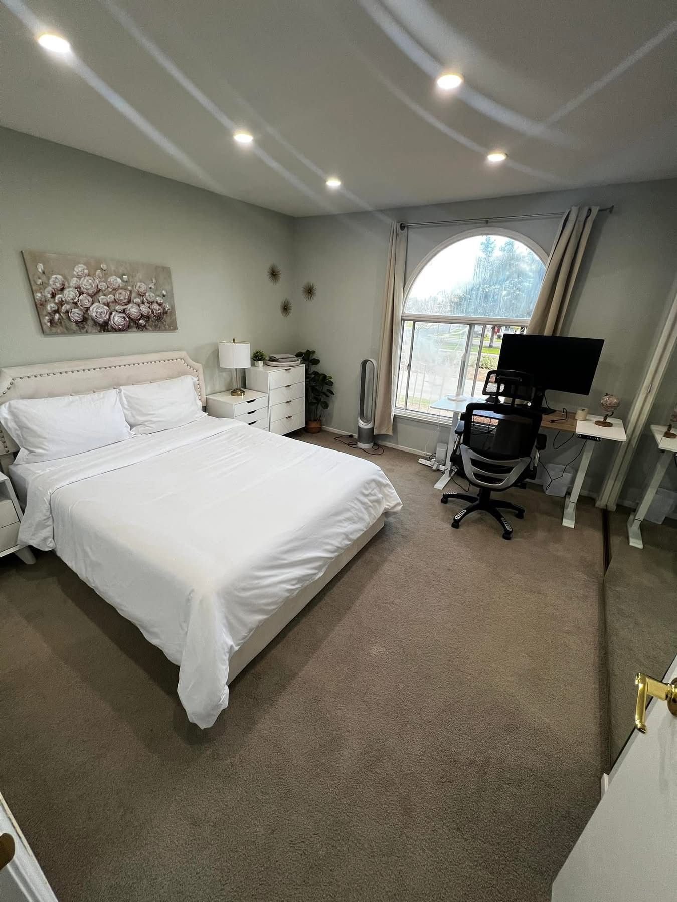 WhatsApp Image 2025-01-06 at 11.06.13 AM